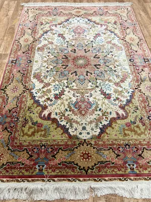 Classic Medallion Carpet